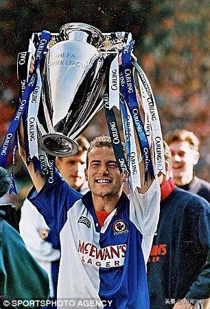 阿兰希勒获得过几次英超金靴,阿兰希勒攻入英超百球时的年龄