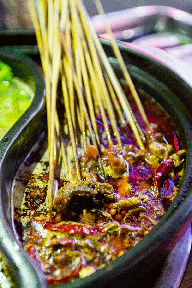 吃完整条恩施街，发现住在青山的才是人生赢家