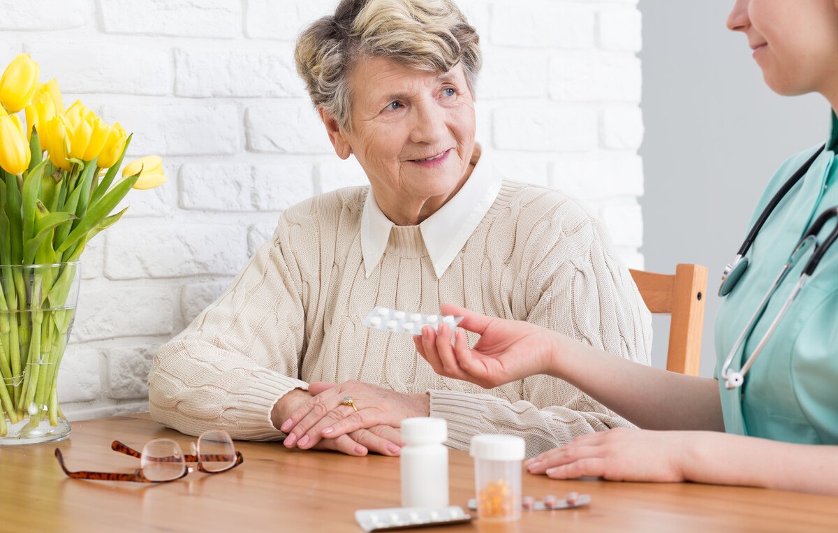 冠心病血管堵塞90%是什么症状,高龄老人心血管堵塞是什么症状