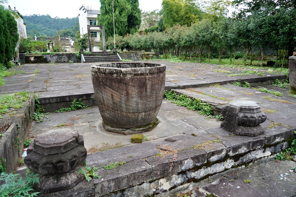 婺源看惯了大城市的繁华,婺源有个徽派建筑景区