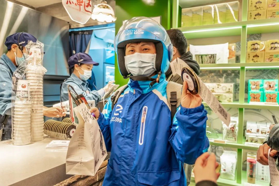 武汉茶颜悦色现在还有多少人,武汉的茶颜悦色有多火