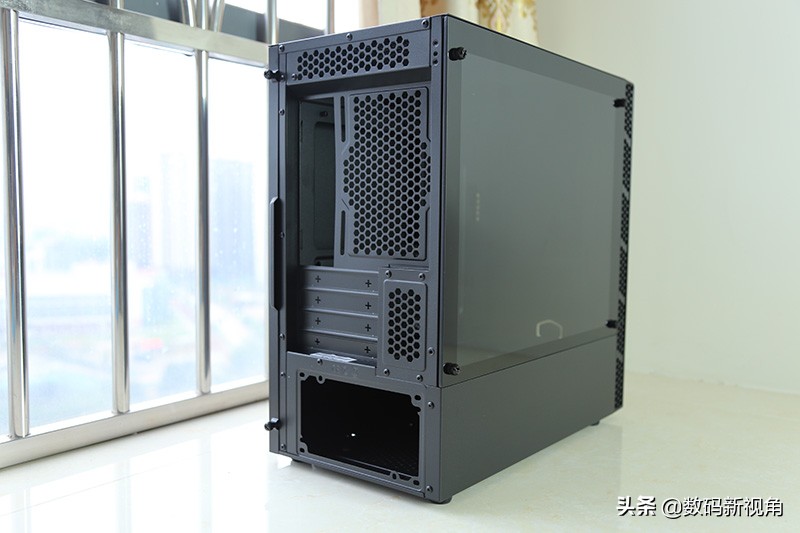 大牛拉小车的三轮摩托,大牛拉汽车视频