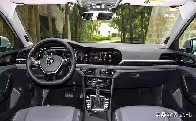 新款迈腾和速腾如何选,大众迈腾买1.4还是2.0t好