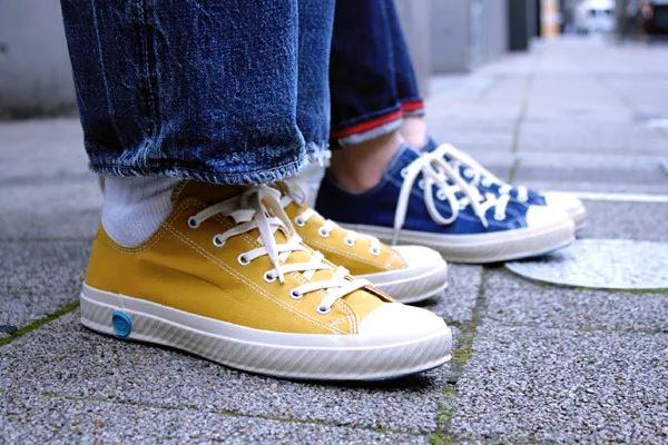 推荐几款好看的小众帆布鞋,这些冷门的平价帆布鞋好看又耐穿