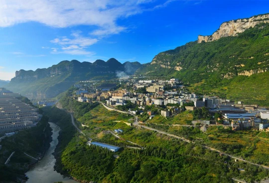 青花郎是川酱风格吗,青花郎只有一种吗