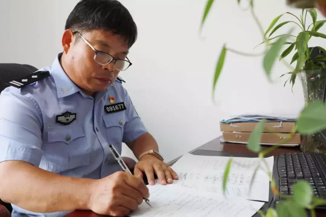 又一首被刷屏的歌,又一首被刷爆的歌曲