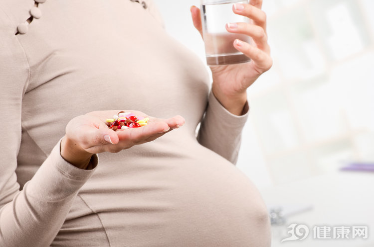 每天吃一次叶酸啥时候吃比较合适,叶酸应该怎样吃教你正确服用叶酸