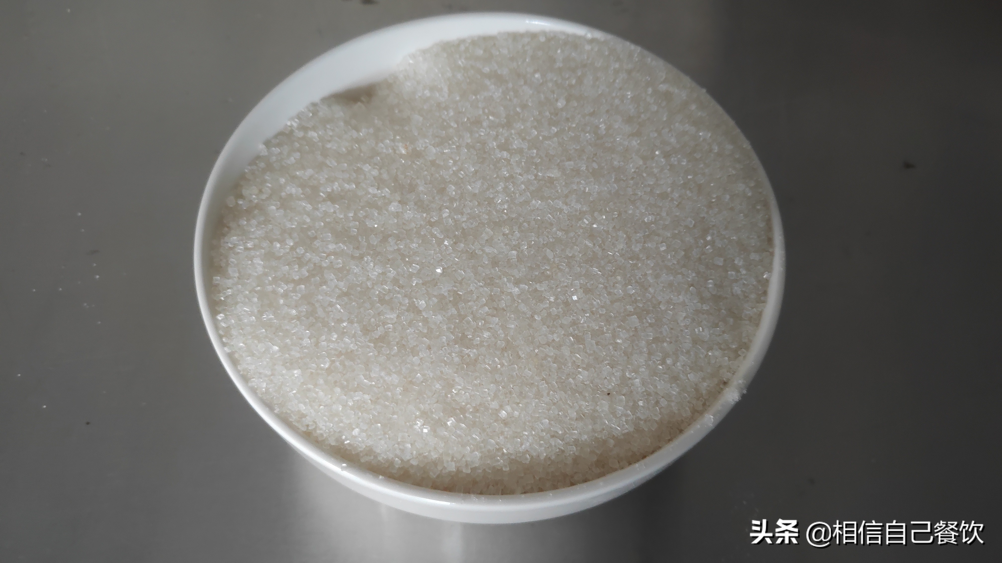 夏季冰糖葫芦都用了什么添加剂,冰糖葫芦不加添加剂怎么保存