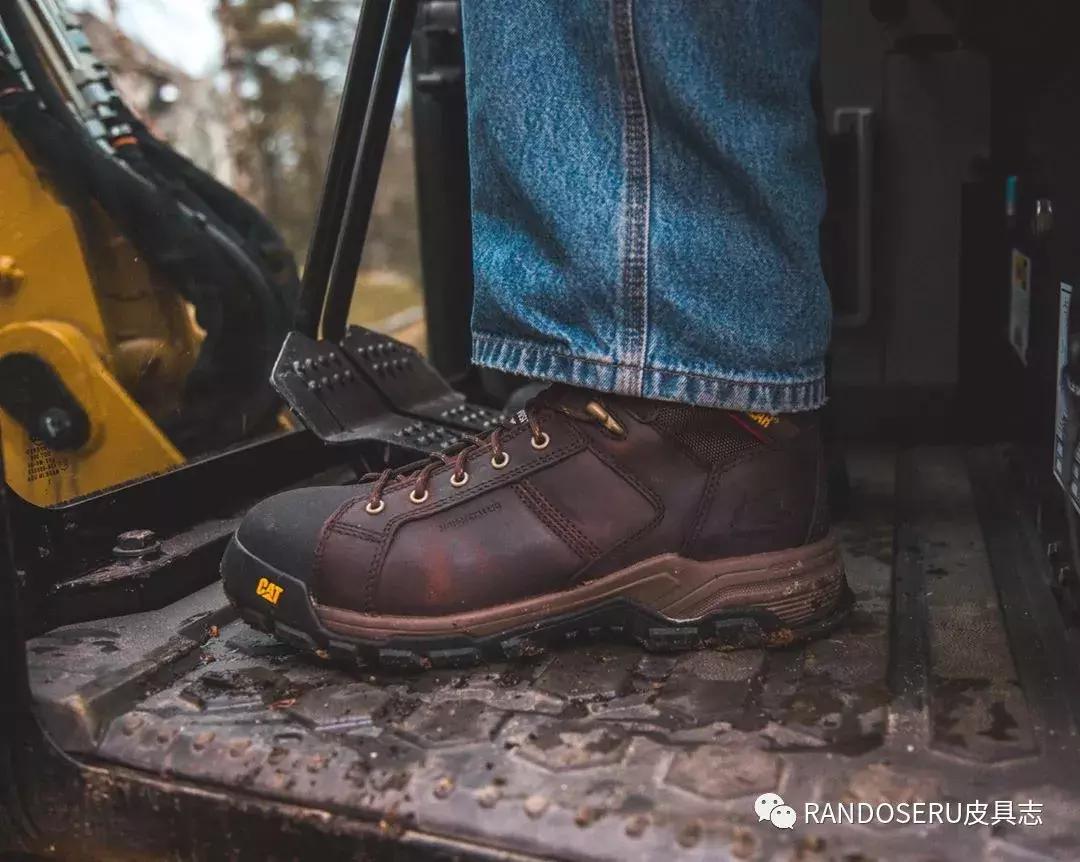 什么鞋能长期穿,羽毛球鞋有必要天天穿吗