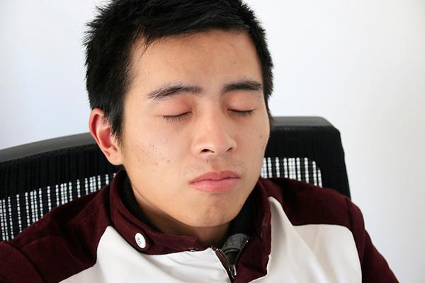 为什么会长痘痘痔疮,为什么会长痘痘还疼