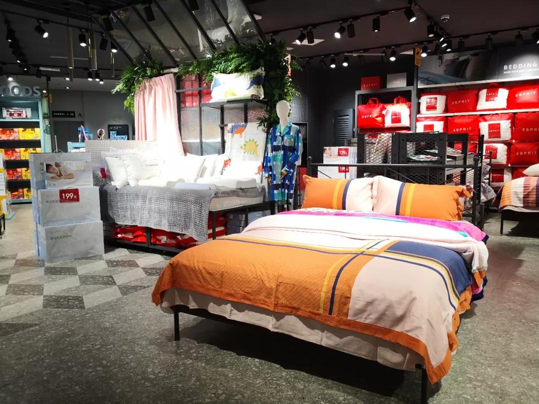 天山路街道百盛优客,天山优客百盛