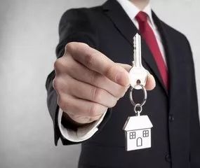 欧洲留学生一般兼职什么,意大利留学生的工作是如何找到的