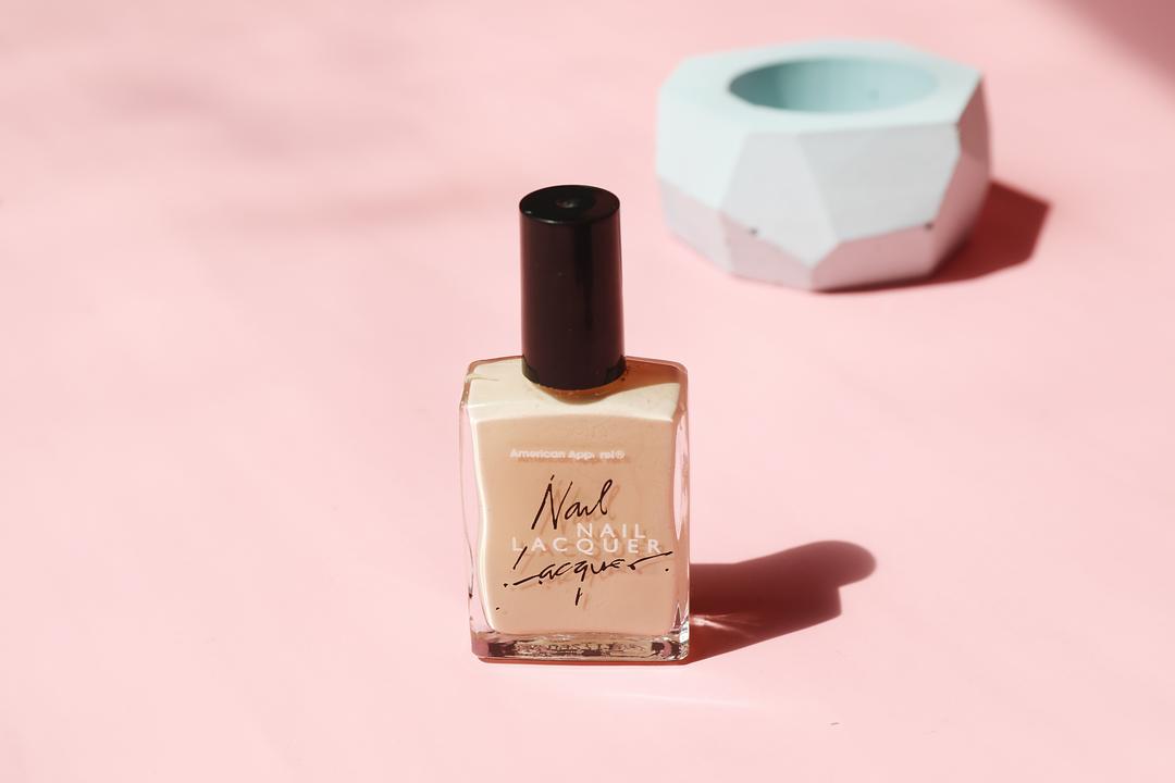 美甲小白建议买什么颜色的指甲油,好看百搭指甲油推荐