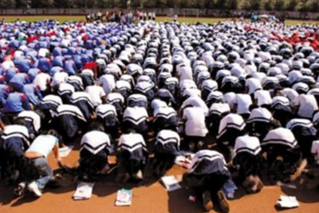 李阳疯狂英语教育的真谛演讲视频,英语教父李阳