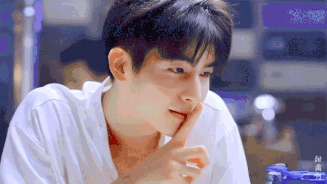 宅家无聊自娱自乐想跳就跳就好,宅家无聊自娱自乐放松一下