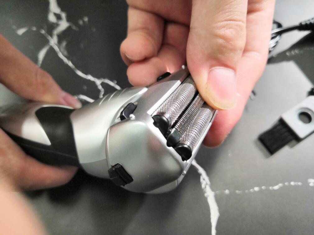 松下剃须刀测评大锤子,松下剃须刀评测