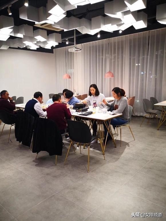 朱婷中餐吃什么,朱婷用餐