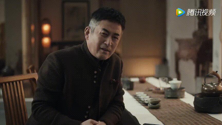 《扫黑风暴》中“正邪难辨”再飙戏,51岁孙红雷,好狠一男的