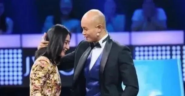 乐嘉沦落,乐嘉沦落街头