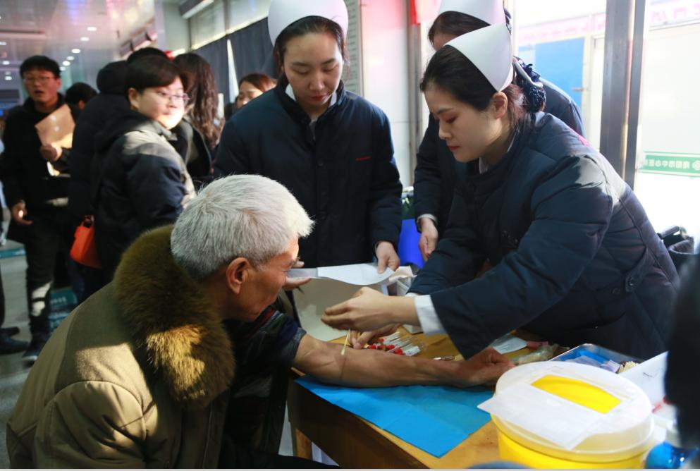 医路相伴患者关爱直播,医路相伴走进市人民医院