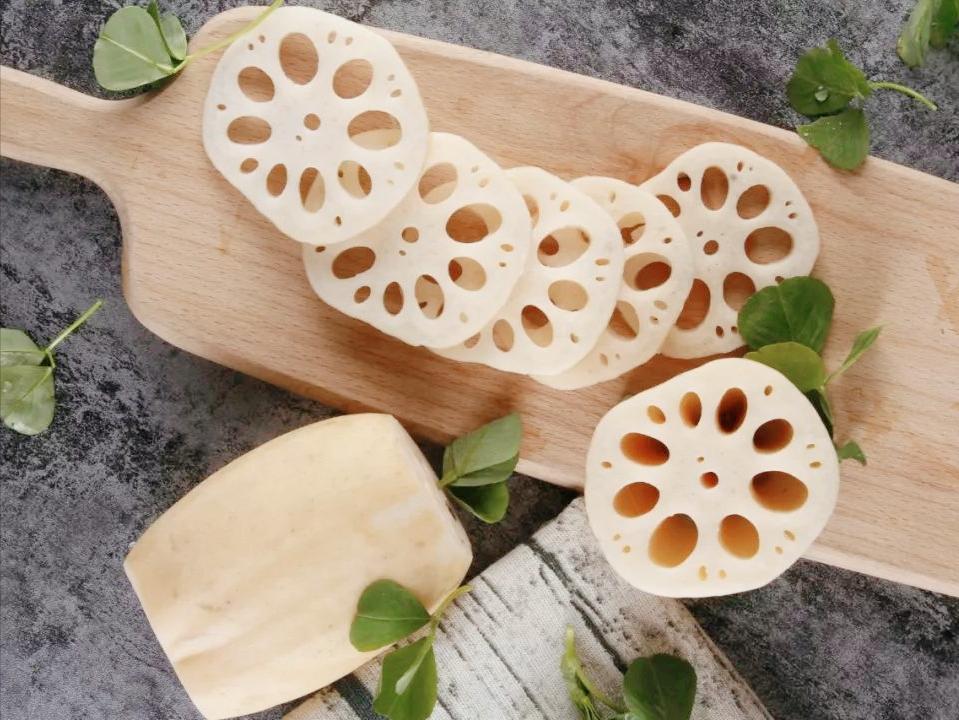 莲藕怎么煮法不会黑,怎么熬莲藕排骨汤汤浓好喝