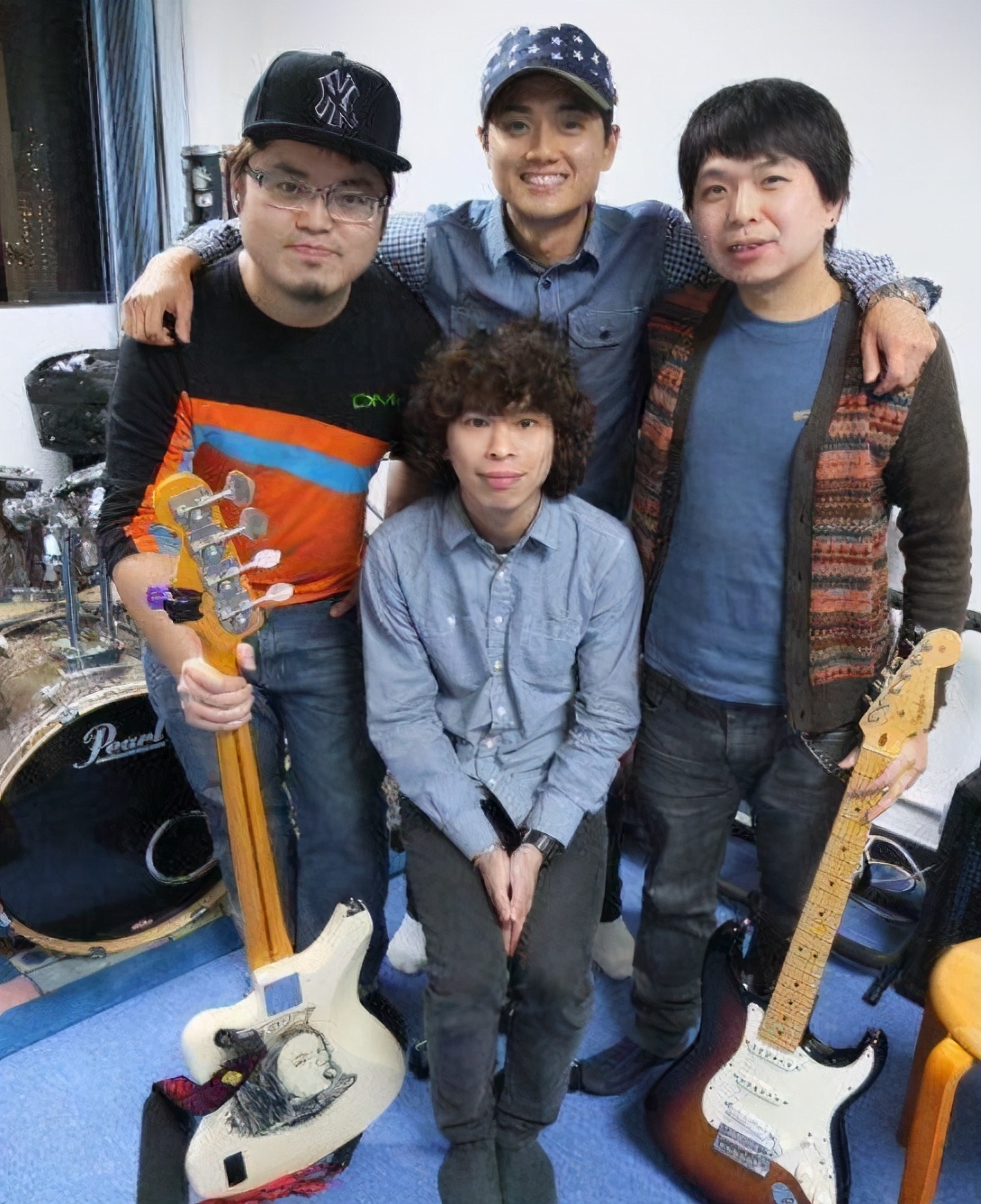 秦沛女儿郑俊弘照片,郑俊弘和秦沛的女儿