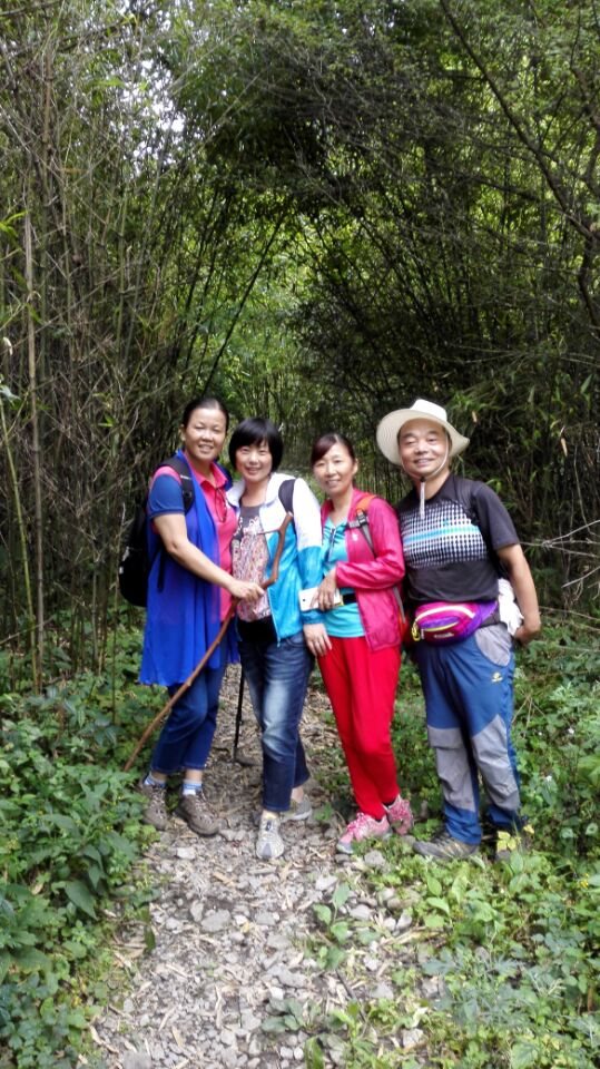 西漂湾瀑布群,建始西漂湾瀑布群