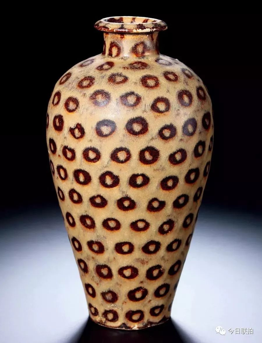 十年灵璧山居藏品,聚焦佳士得香港2023春拍