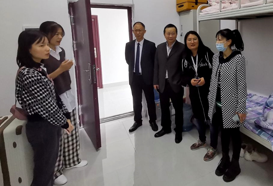 西城迎新，从“心”开始——西南科技大学城市学院迎新工作纪实