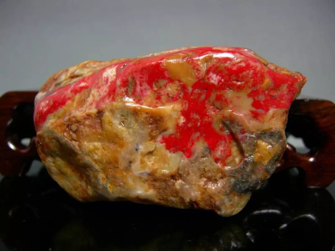 河边能捡到什么值钱的石头,在哪儿能捡到值钱的石头