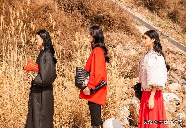 2020春夏巴黎时装周chanel秀场,2022秋冬首尔时装周bonbom