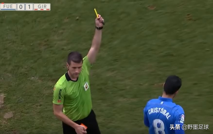 疯狂足球红牌,疯狂的足球吉布斯红牌