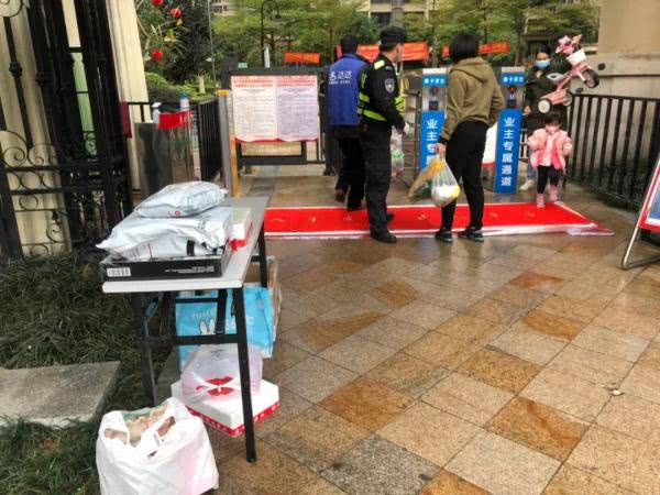 快递放在寄件点什么时候发货,包裹到达收货城市要多久才能配送