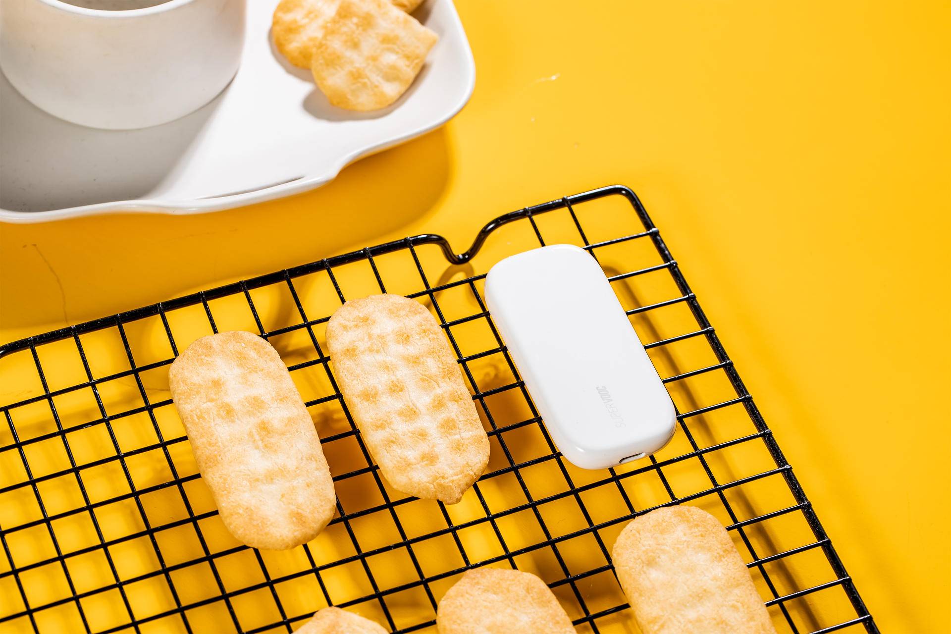 oppo超级闪充充电器80w超长,oppo新一代50w超闪饼干充电器