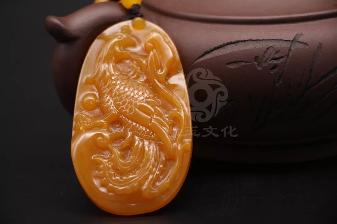 一眼鉴别是不是玉,怎么判断玉石是机雕还是手雕