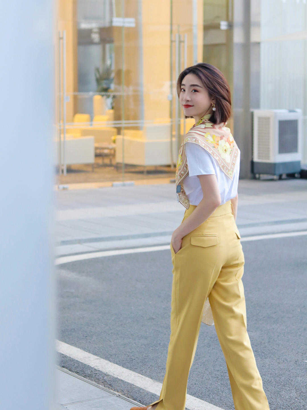 这款窄版阔腿裤百搭又时尚,纵享柔滑垂感清凉百搭休闲阔腿裤