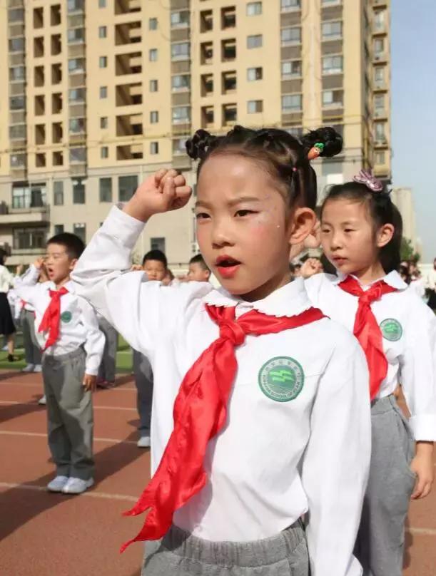 传红色精神承家国情怀,传红色精神做有志少年征文