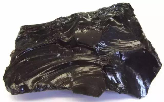 常见岩浆岩识别记录表,常见岩浆岩的认识和鉴定实验报告