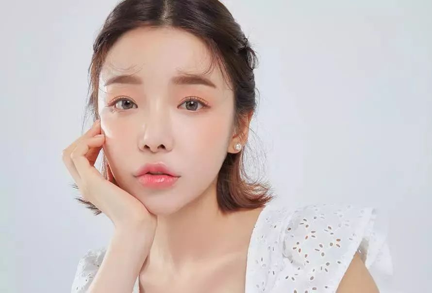 国产美瞳和韩产美瞳的区别,国产美瞳好还是韩国美瞳好