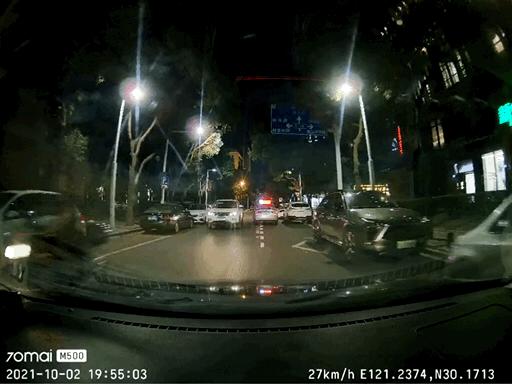 ADAS+云*子狗电**加持，养成开车好习惯—70迈智能行车记录仪M500