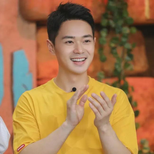 曹骏近照曝光,曹骏如今长成什么样了