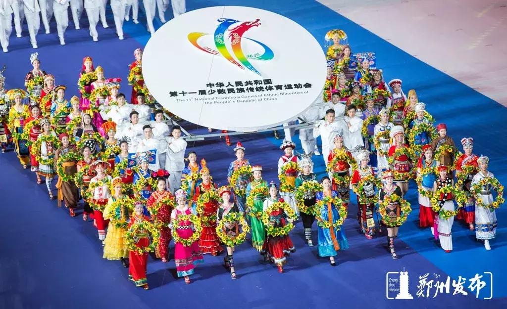 郑州奥体中心震撼场面,郑州奥体中心晚上视频