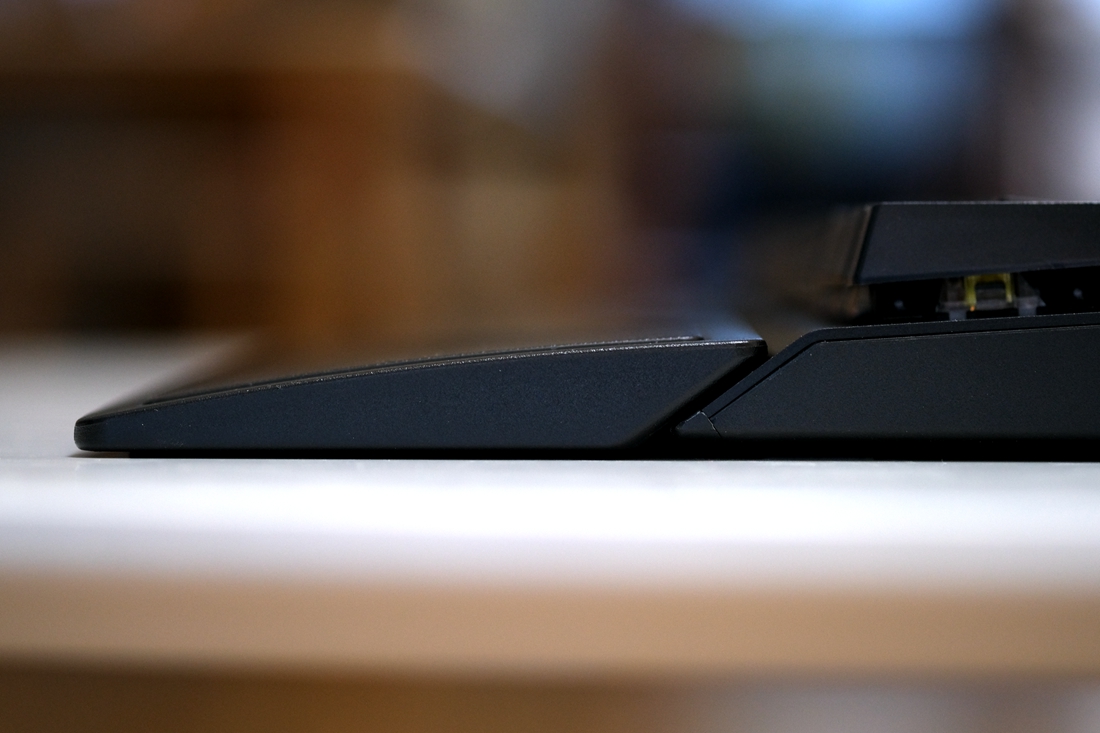 雷蛇黑寡妇蜘蛛v3无线pro机械键盘,雷蛇黑寡妇蜘蛛键盘灯光设置教程