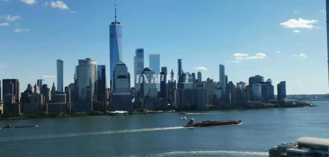 如何让成都变东京？网友：大LOGO收敛点