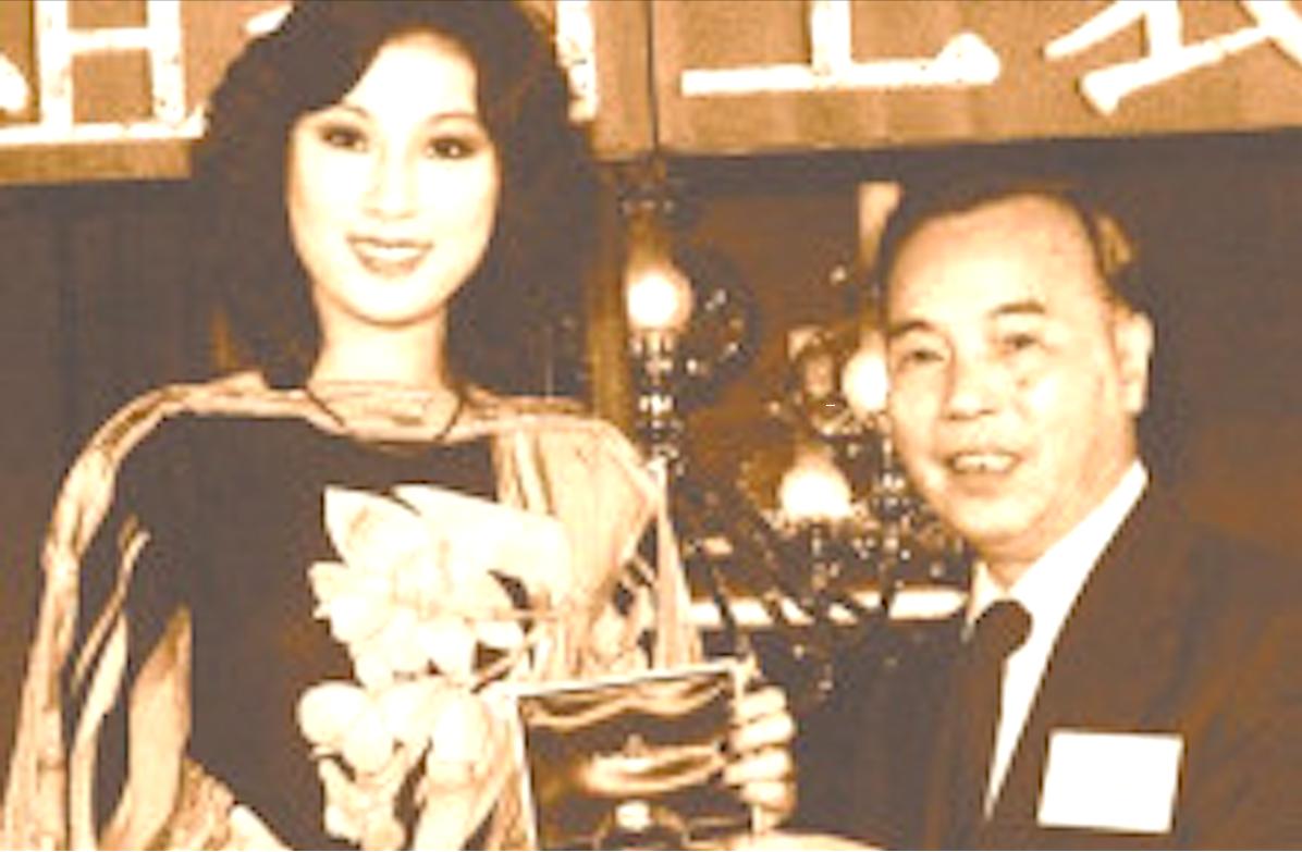 她曾是香港玉女,陈奕迅师姐王菲