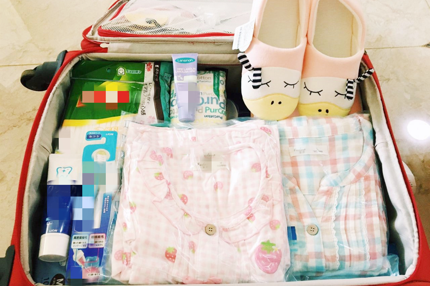 超模奚梦瑶诞下赌王第五代长孙，新手妈妈变“明星”，备好待产包