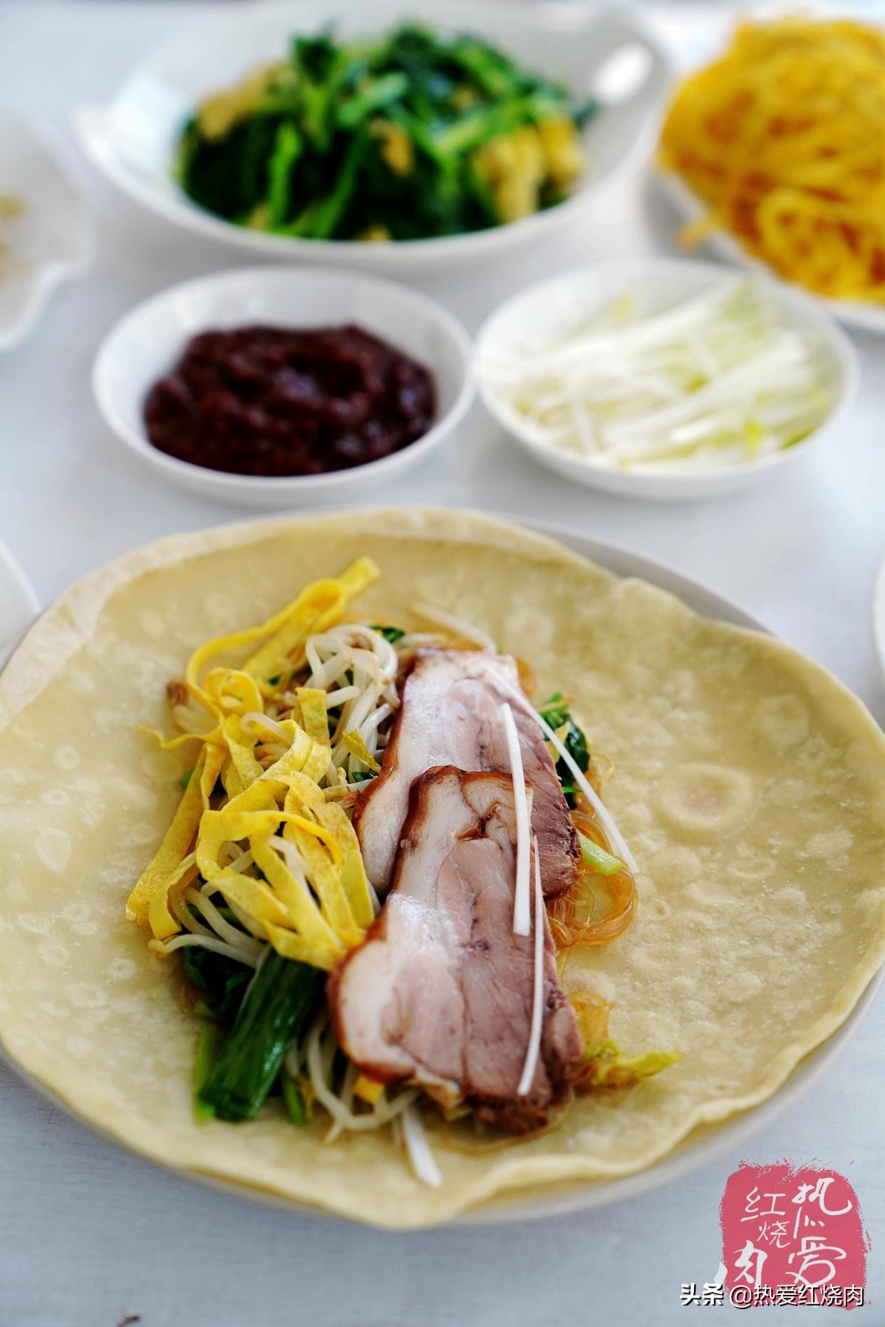 饺子皮蒸春饼抹油了还是撕不开,为什么春饼皮现做容易破