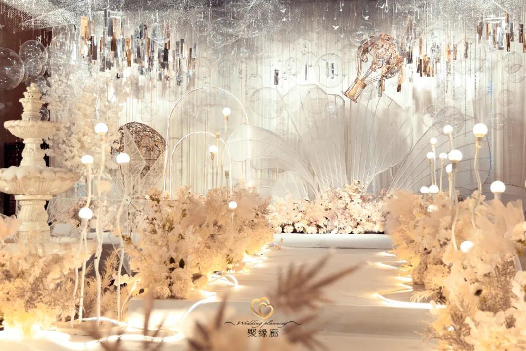 婚礼怎样办省钱,教堂婚礼和酒店婚礼哪个省钱