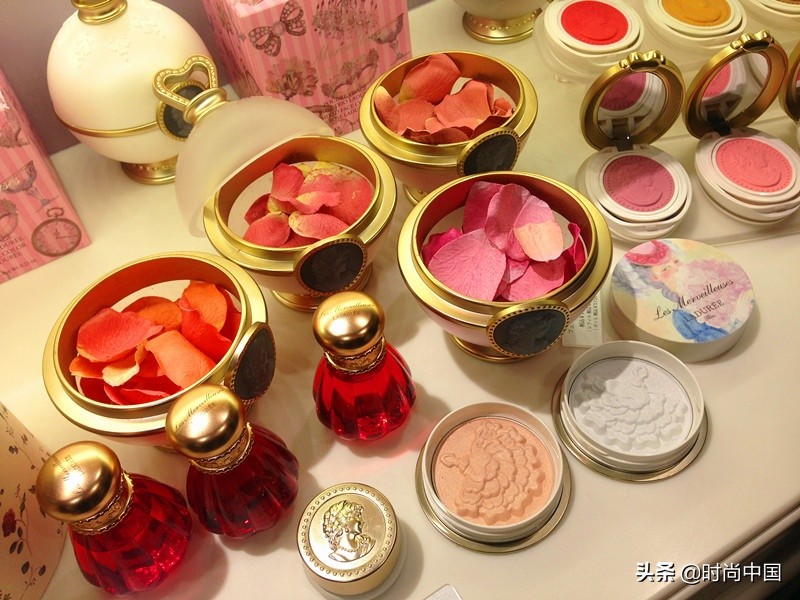 想要遮瑕控油的定妆粉,散粉蜜粉控油持久