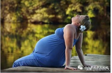 怀孕一个月到十个月的孕育过程,怀孕1到10个月身体有什么症状